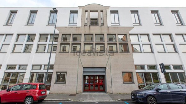 ufficio in affitto a Milano