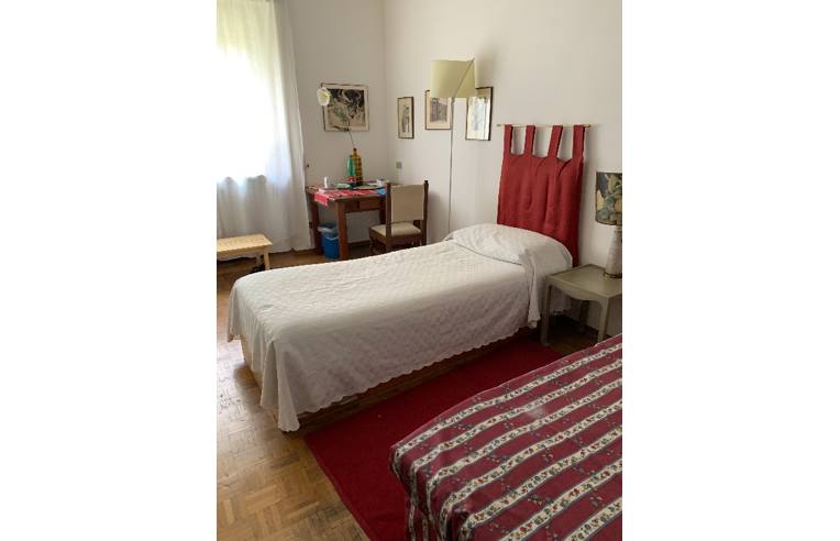 camera singola in affitto a Milano in zona Lorenteggio