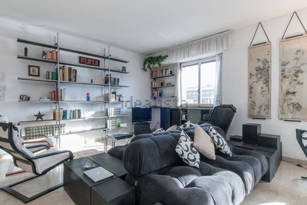 appartamento in affitto a Milano in zona Isola