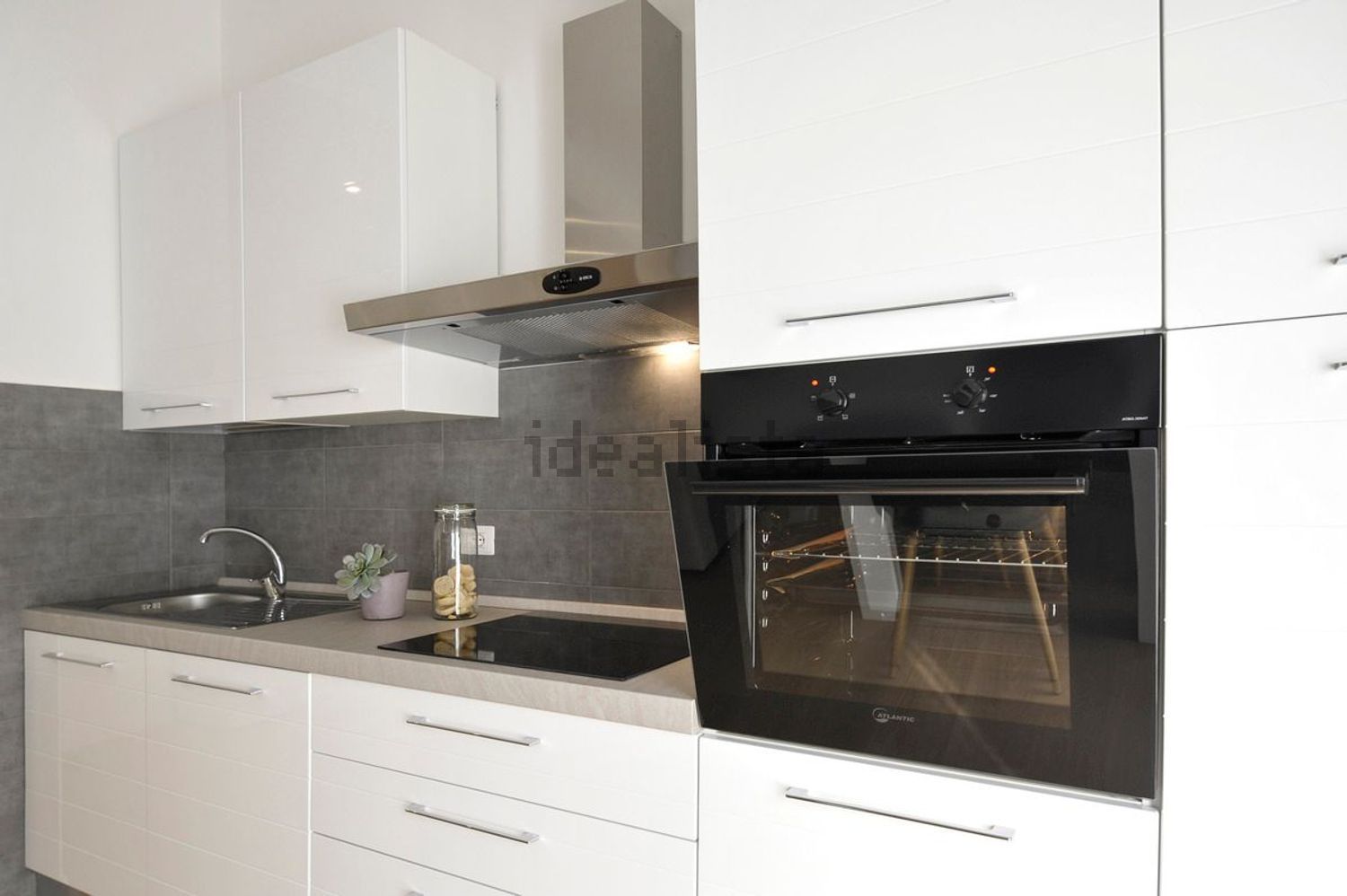 appartamento in affitto a Milano in zona Sant'Ambrogio