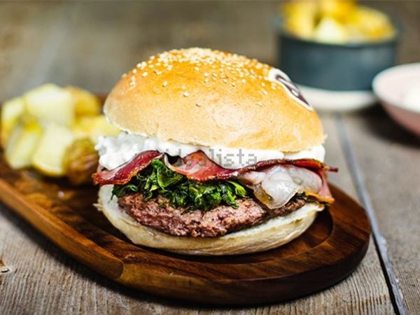 negozio in affitto a Milano in zona Centro Direzionale