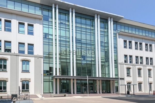 ufficio in affitto a Milano in zona Dergano