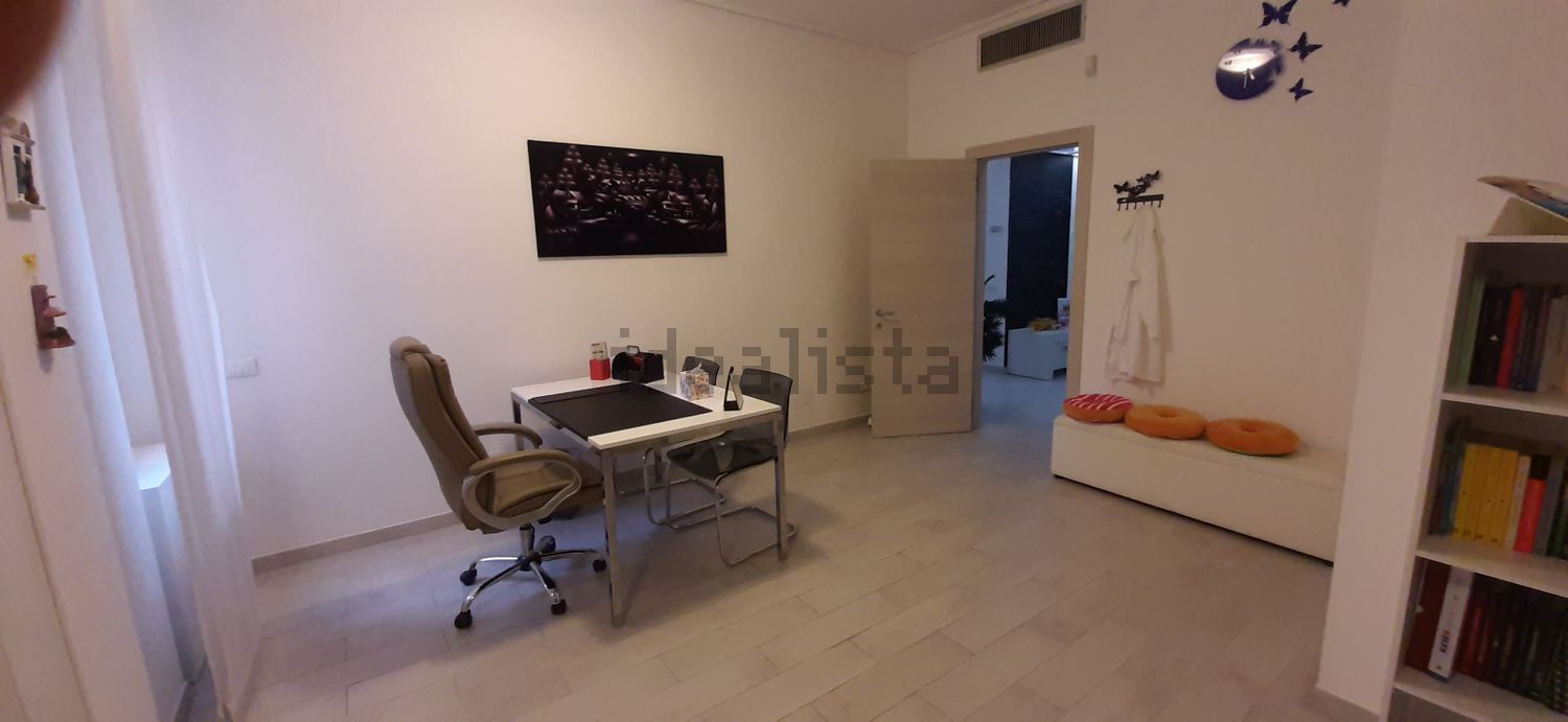 ufficio in affitto a Milano in zona Stazione Centrale