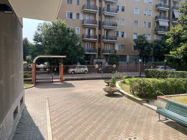 appartamento in affitto a Milano in zona Rogoredo