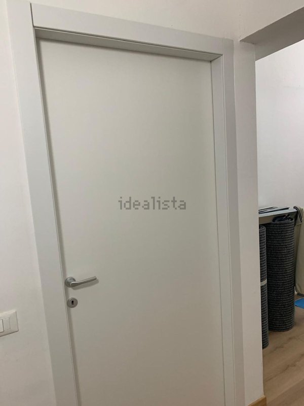 locale commerciale in affitto a Milano