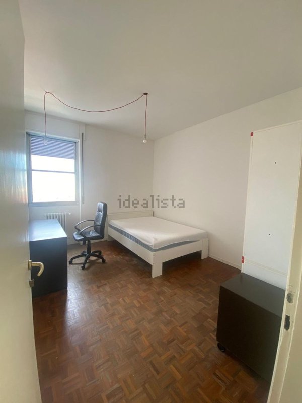 appartamento in affitto a Milano in zona Famagosta