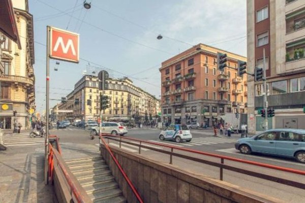 locale commerciale in affitto a Milano