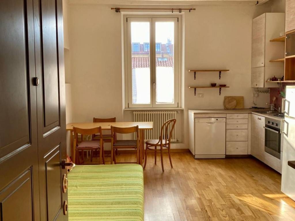 appartamento in affitto a Milano in zona Bocconi