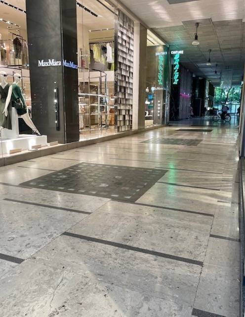 negozio in affitto a Milano