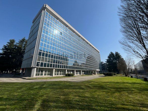 ufficio in affitto a Milano in zona Gratosoglio