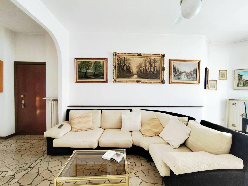 appartamento in affitto a Milano in zona Lambrate