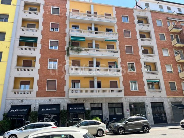 appartamento in affitto a Milano in zona Porta Genova