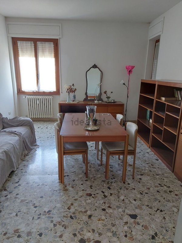 appartamento in affitto a Milano in zona Lorenteggio