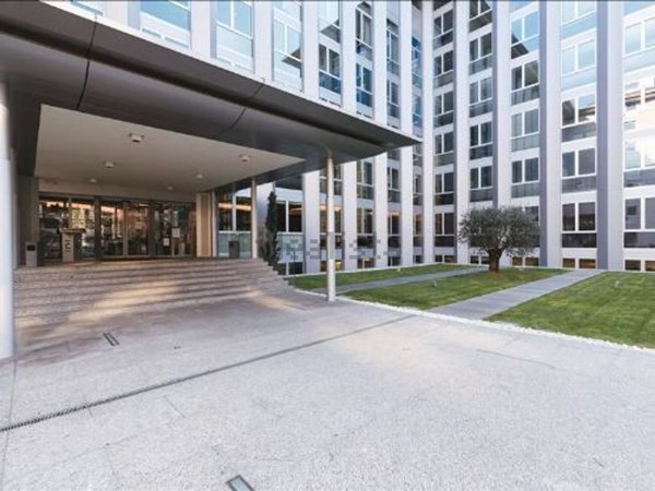 ufficio in affitto a Milano