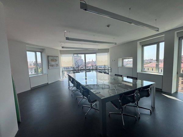 ufficio in affitto a Milano