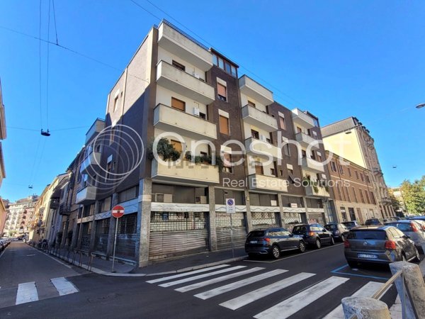 locale commerciale in affitto a Milano in zona Sempione