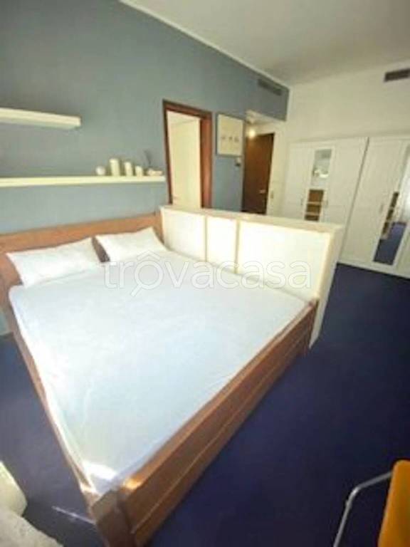 appartamento in affitto a Milano in zona XXII Marzo