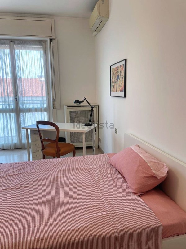 negozio in affitto a Milano in zona Lambrate