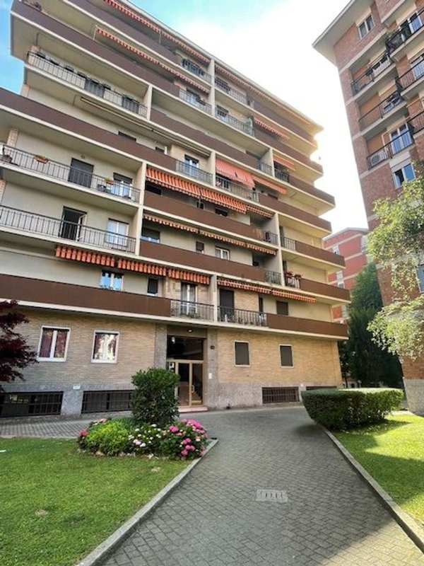 ufficio in affitto a Milano in zona Forlanini