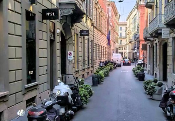 negozio in affitto a Milano