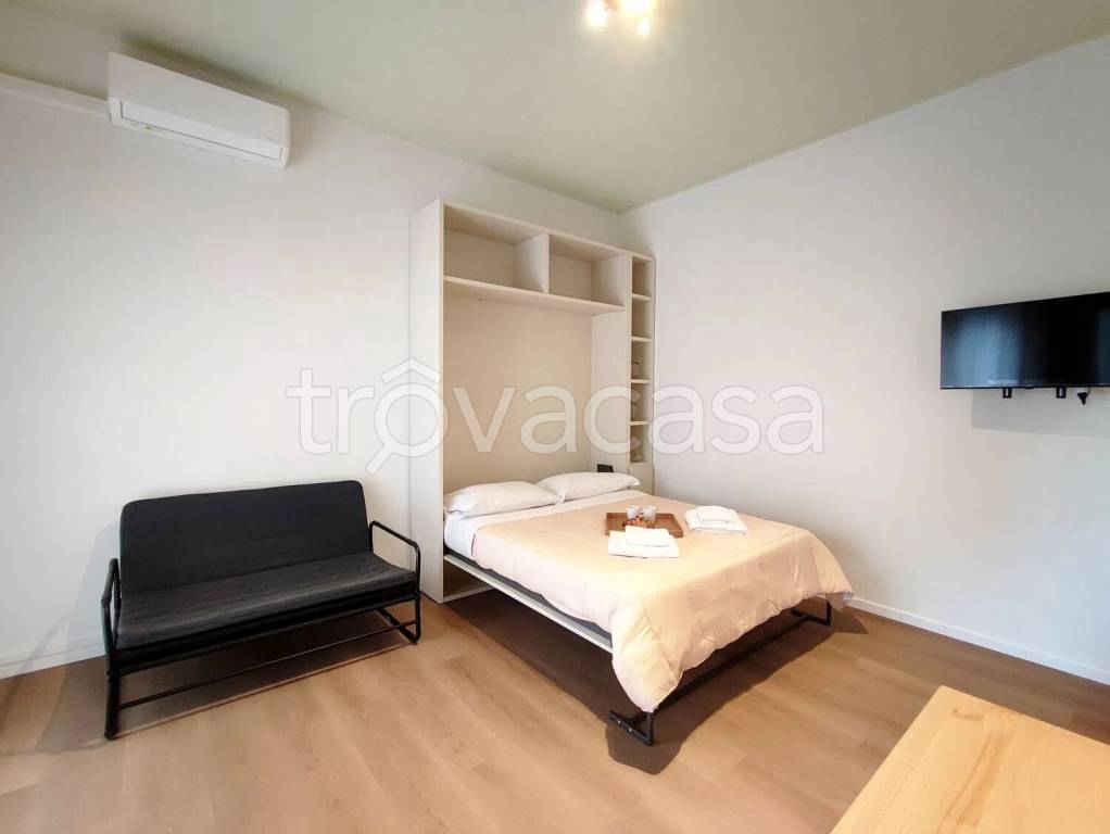 appartamento in affitto a Milano in zona Dergano