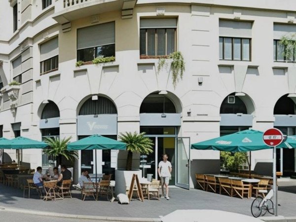 negozio in affitto a Milano