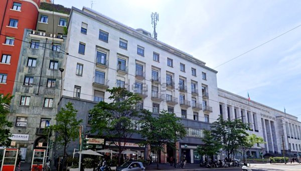 ufficio in affitto a Milano in zona Guastalla