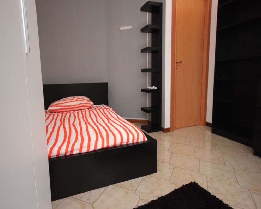 negozio in affitto a Milano in zona Affori