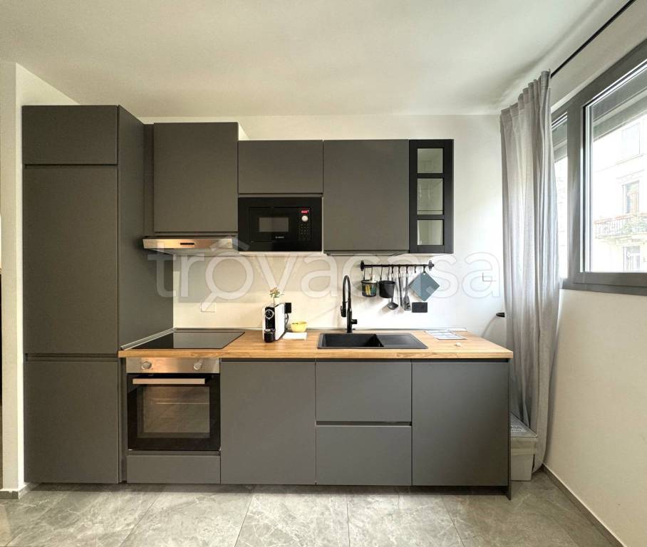 appartamento in affitto a Milano in zona Piazzale Lodi