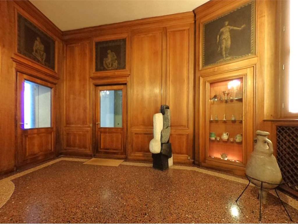 negozio in affitto a Milano in zona Centro Storico