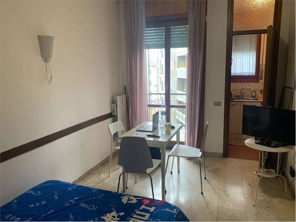 appartamento in affitto a Milano in zona Centro Direzionale