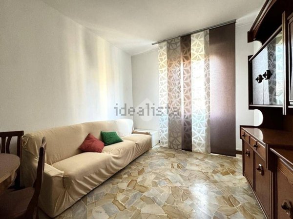 appartamento in affitto a Milano in zona Lorenteggio