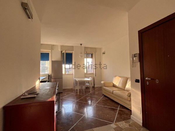 appartamento in affitto a Milano in zona Famagosta