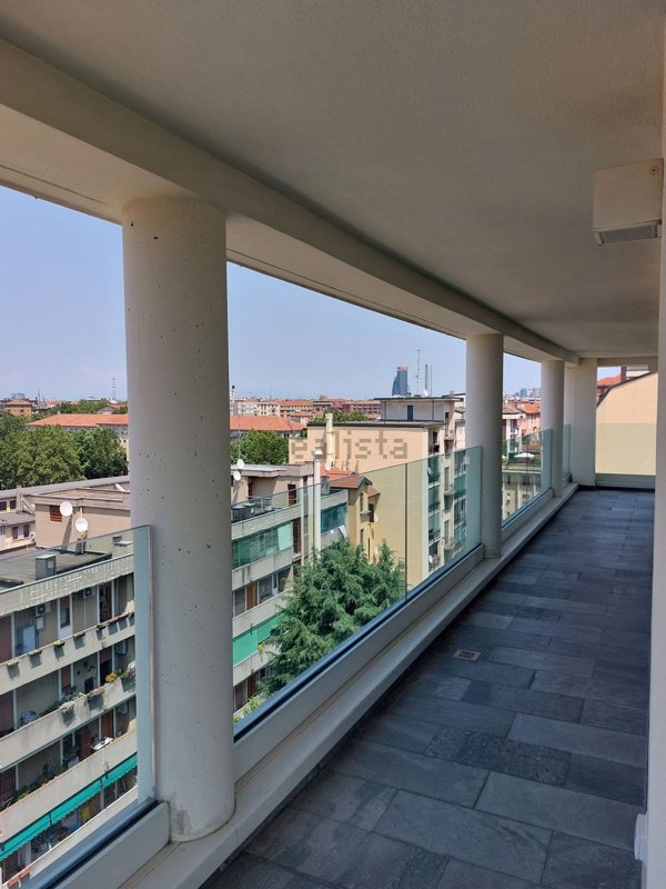 appartamento in affitto a Milano in zona Forze Armate