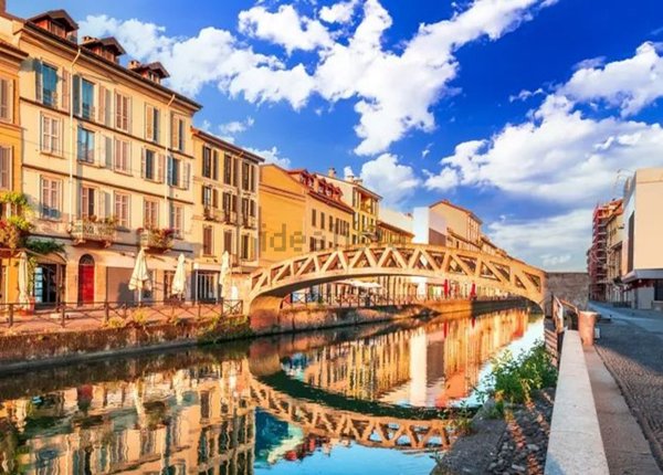 locale commerciale in affitto a Milano