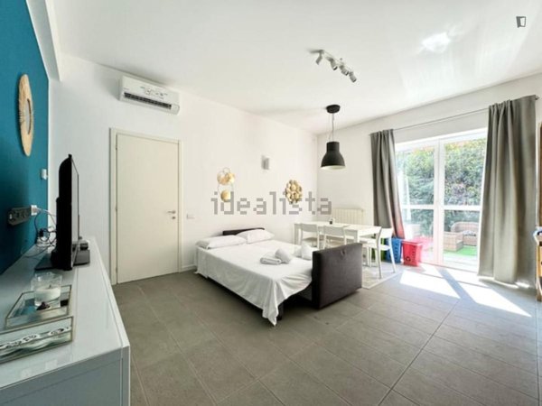 appartamento in affitto a Milano in zona Lorenteggio