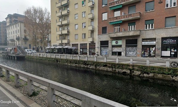 locale commerciale in affitto a Milano