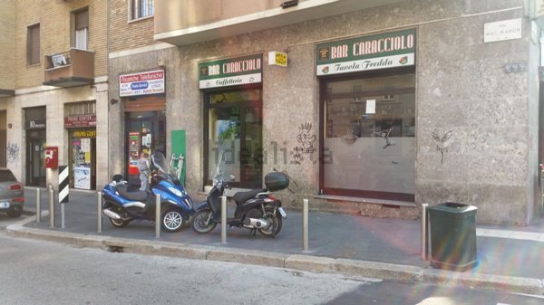 negozio in affitto a Milano