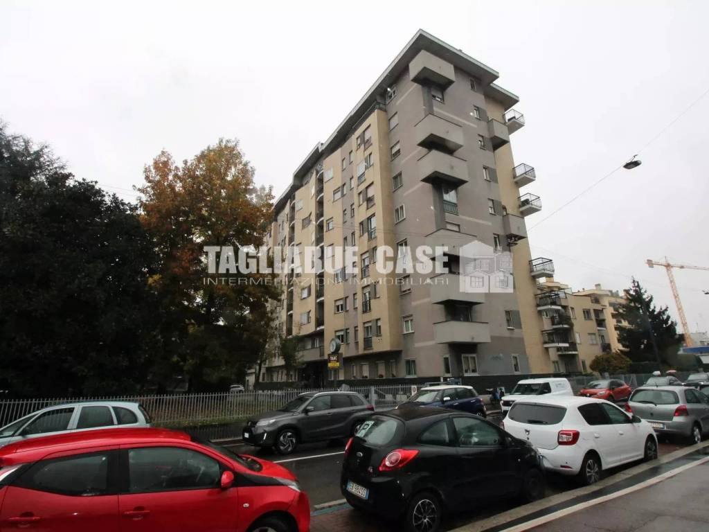 appartamento in affitto a Milano in zona Affori