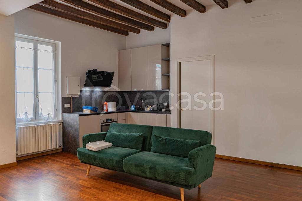 appartamento in affitto a Milano in zona Porta Genova