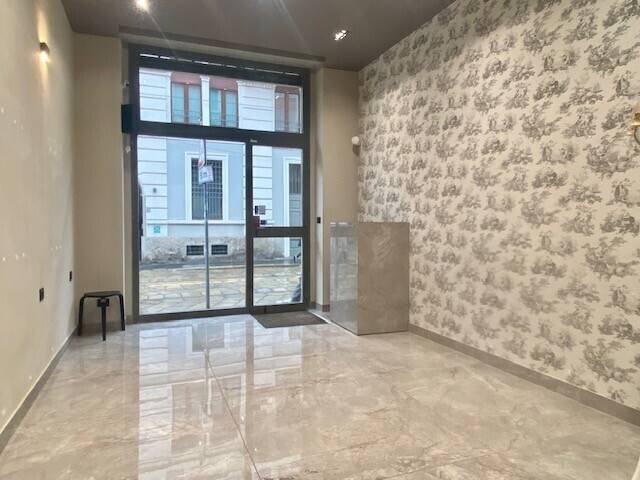 negozio in affitto a Milano in zona Guastalla