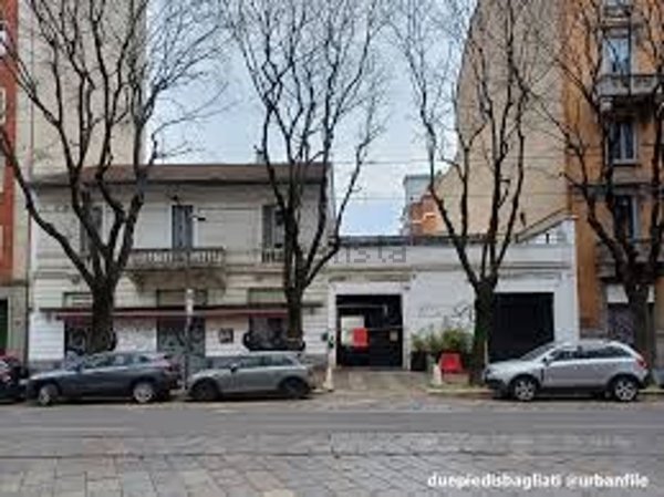 locale commerciale in affitto a Milano in zona Sempione