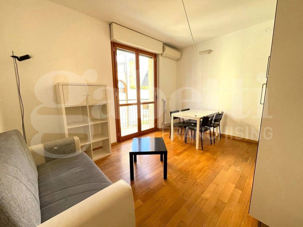 appartamento in affitto a Milano in zona Piazzale Lodi