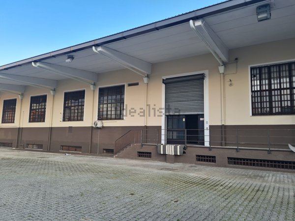 locale di sgombero in affitto a Milano