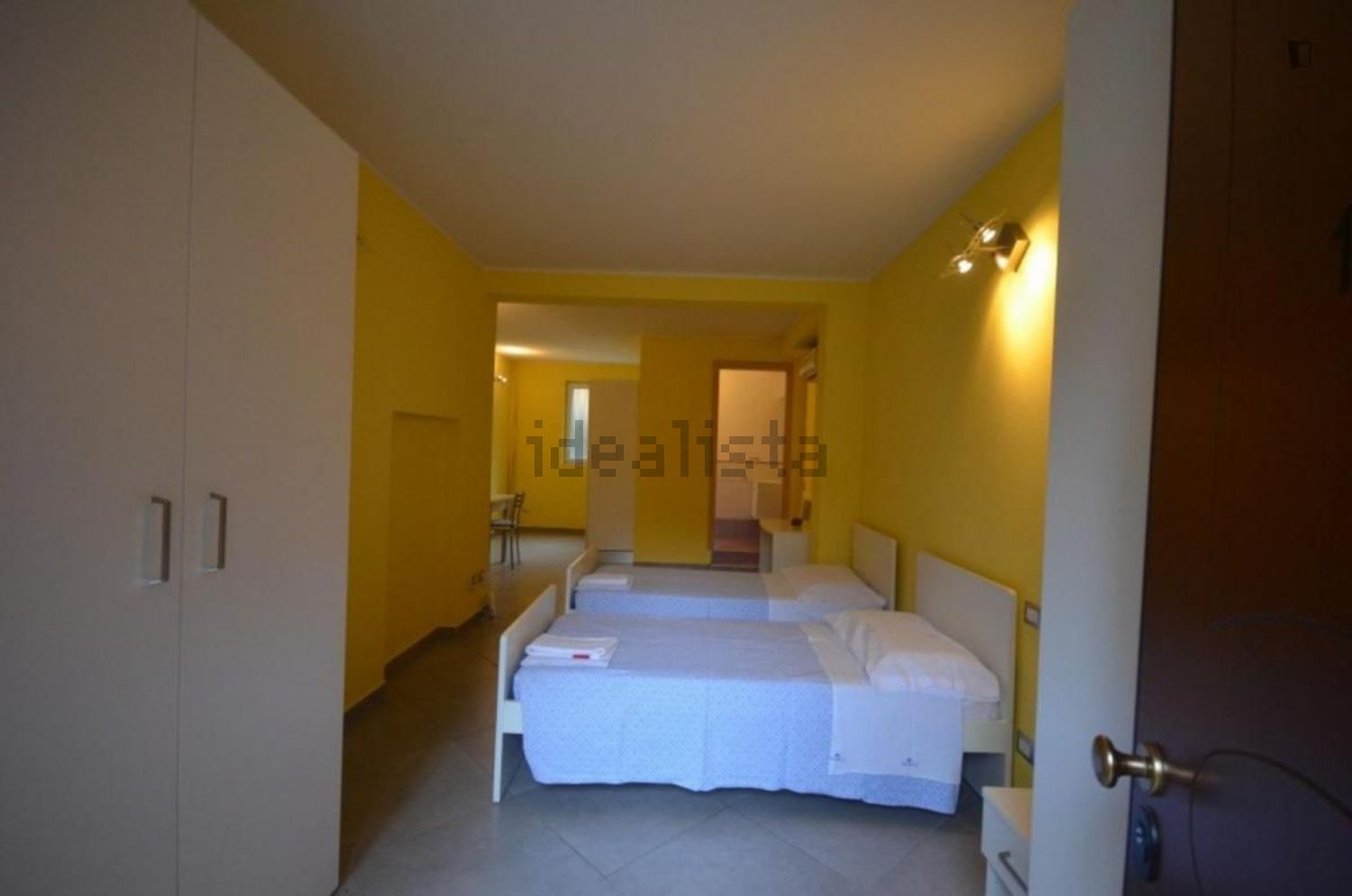 appartamento in affitto a Milano in zona Famagosta