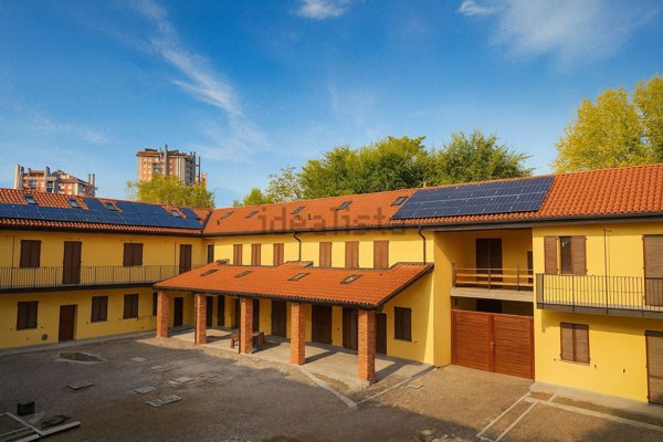 appartamento in affitto a Milano in zona Lorenteggio