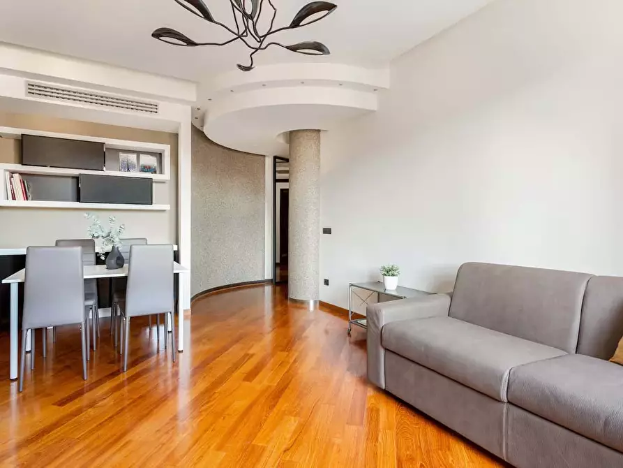 appartamento in affitto a Milano in zona Isola