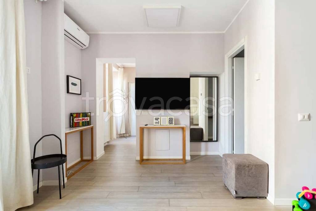 appartamento in affitto a Milano in zona Porta Nuova