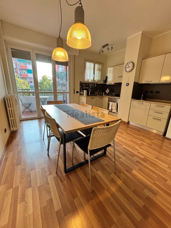 appartamento in affitto a Milano in zona Lorenteggio