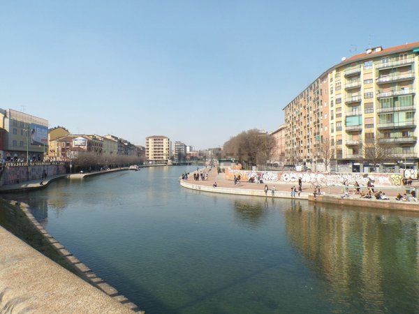 negozio in affitto a Milano in zona Porta Genova